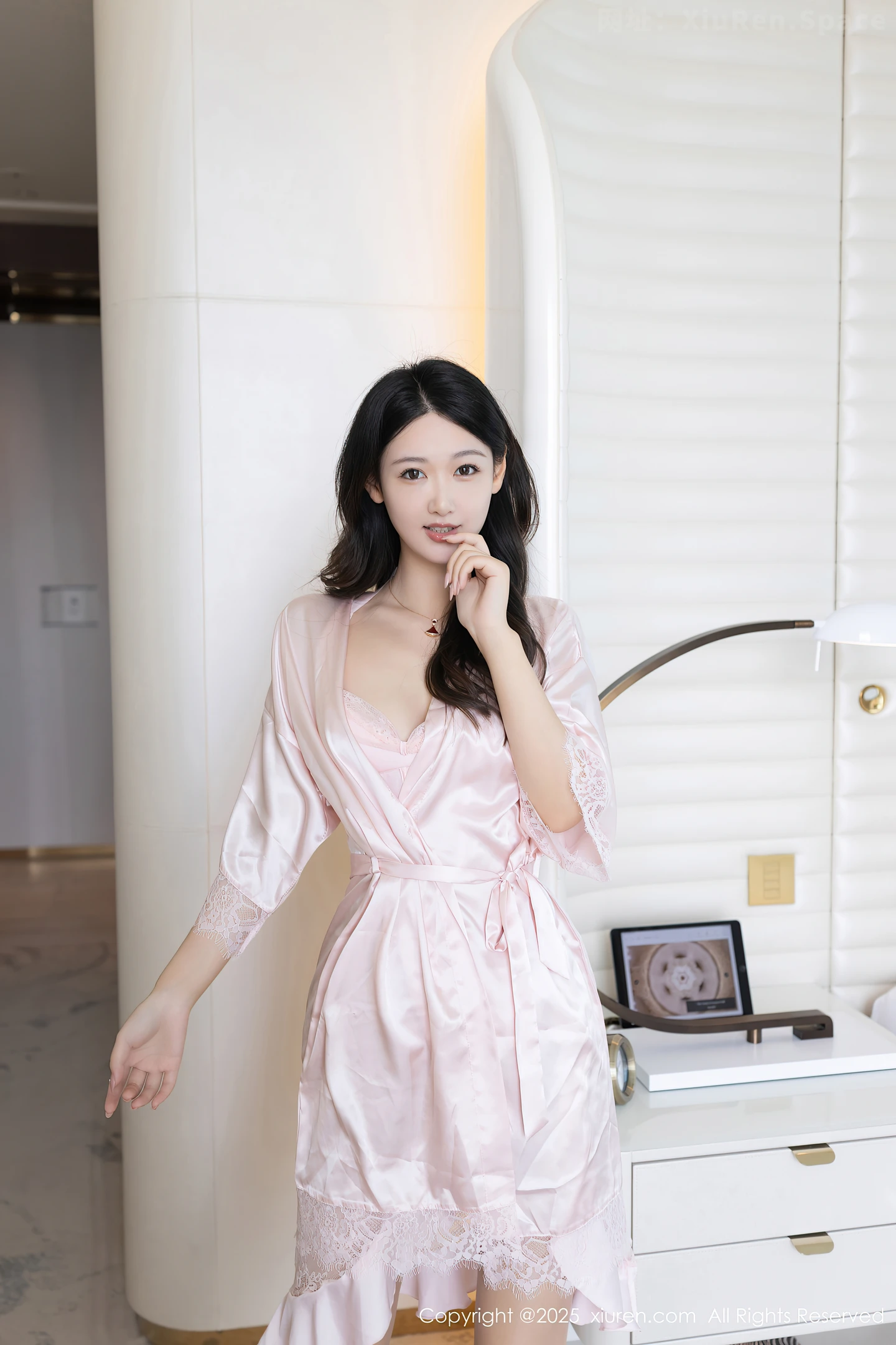 图片[5]-[XiuRen秀人网] VOL.10150 模特唐安琪性感粉色连衣短裙露粉色内衣配肉丝袜秀美腿诱惑写真79P-秀人网官方网站